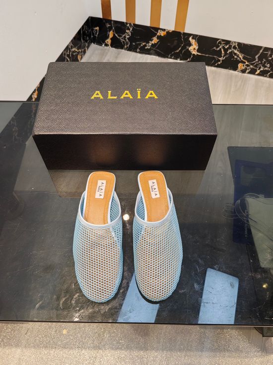 Alaia Elegant Heart Decoration Mesh Casual Flat Shoes