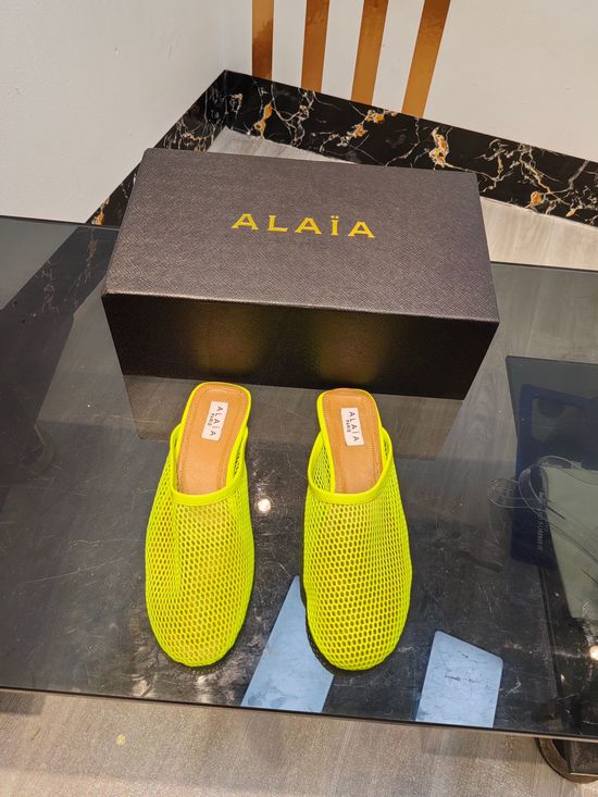 Alaia Elegant Heart Decoration Mesh Casual Flat Shoes