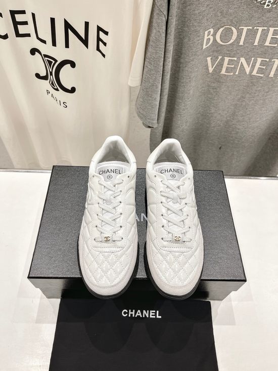 Chanel Quilted Leather Upper Casual Lightweight Sneakers