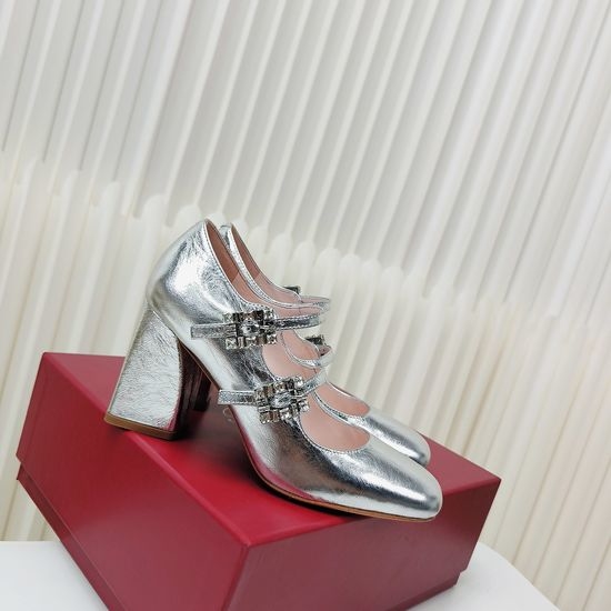 Roger Viver RV Rhinestone Buckle Low Heel Leather Dress Shoes