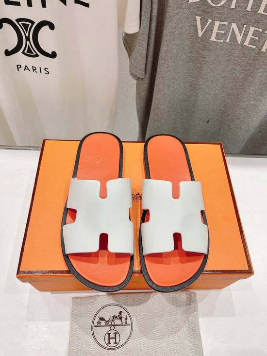 Hermes Premium Flat Beach Slides with Soft Lining and Leather Sole