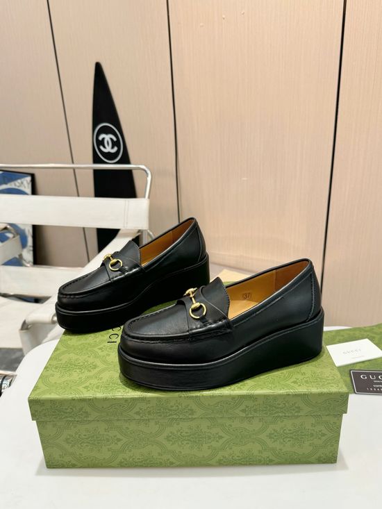 Gucci Elegant Buckle Decor Leather Platform Shoes Comfortable Durable