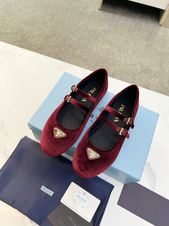 Prada Velvet Upper Classic Loafer Casual Leather Lined Daily Shoes