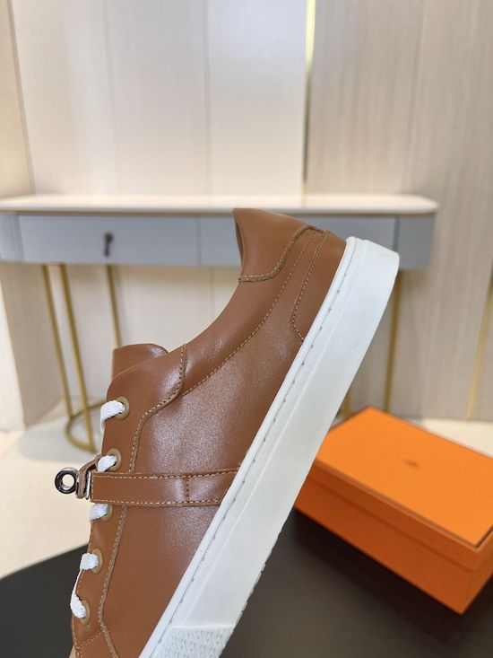 Hermes Elegant Classic Buckle Leather Flat Casual Shoes