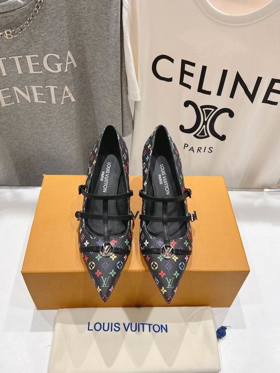 Louis Vuitton Elegant Printed Leather Mary Jane Heels Comfortable Sole