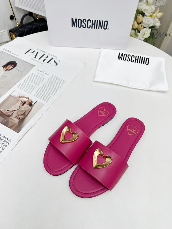 Moschino Classic Leather Casual Shoes With Soft Sheepskin Lining