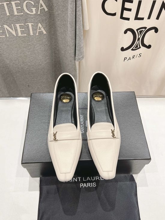 Yves Saint Laurent Elegant Smooth Leather Mary Jane Flat Shoes