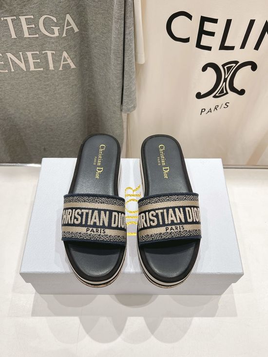 Christian Dior Elegant Comfortable Thick Sole Slide Sandals