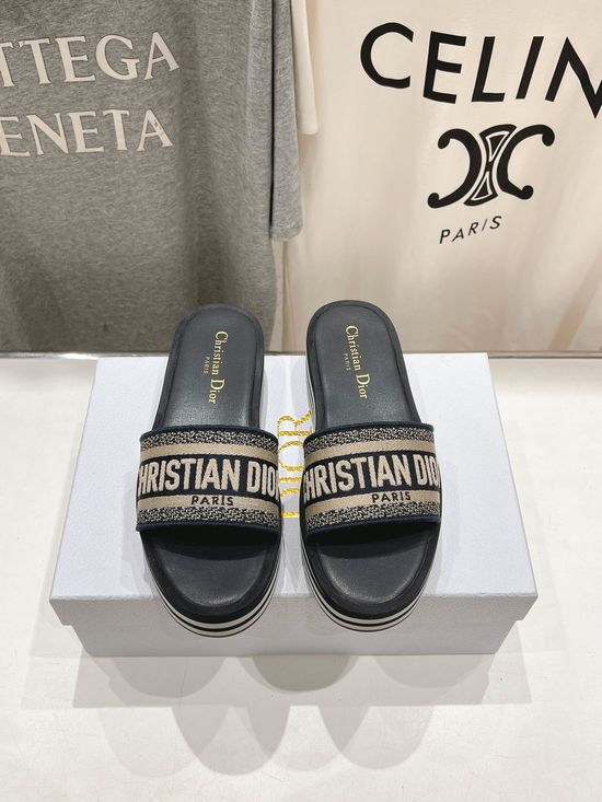 Christian Dior Elegant Comfortable Thick Sole Slide Sandals
