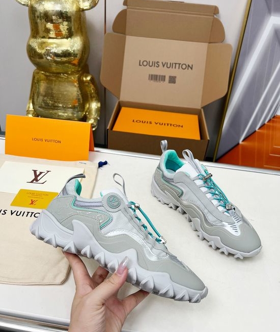 Louis Vuitton LV Premium Leather Sneakers with Flexible Wave Outsole