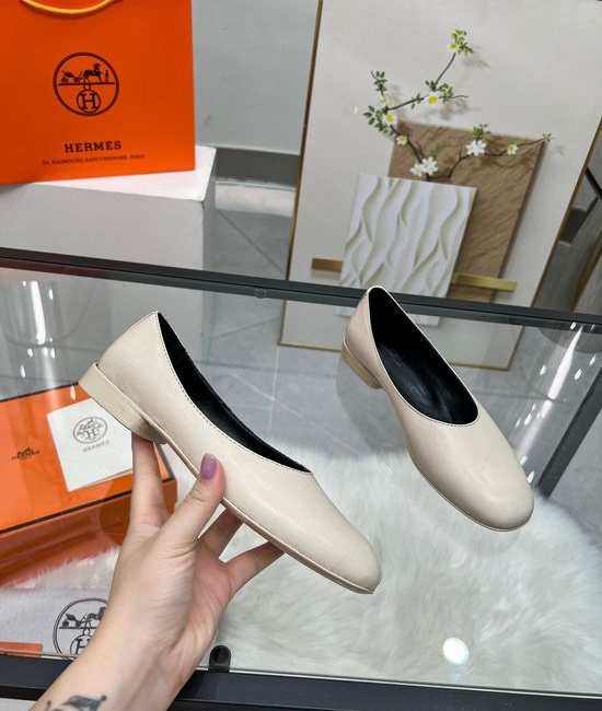Hermes Soft Oiled Leather Flats with Genuine Leather Outsole