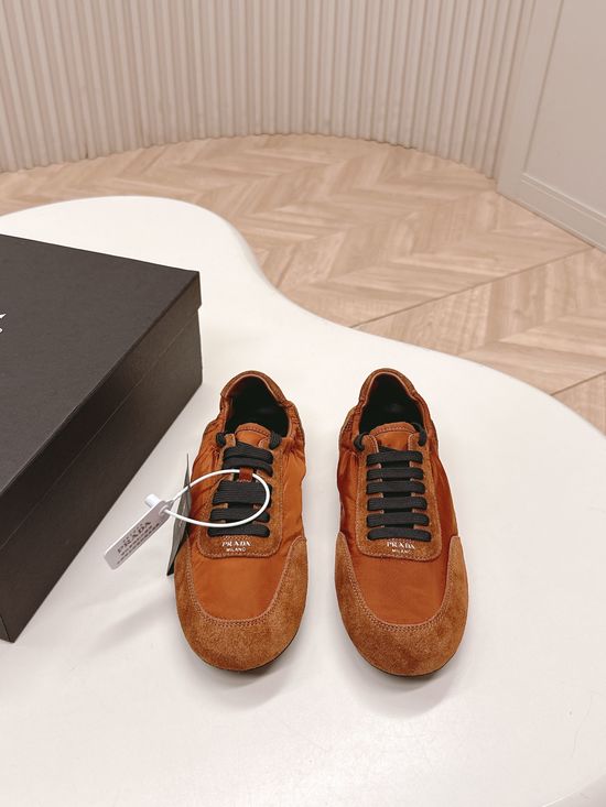 Prada Lightweight Breathable Casual Sneakers Easy Slip On Daily Shoes