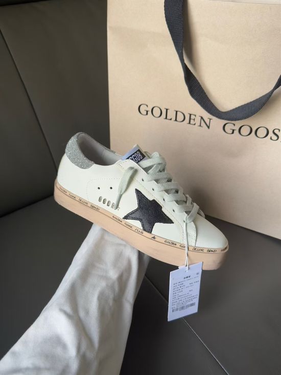 Golden Goose Rhinestone Detail Thick Sole Distressed Casual Daily Sneakers