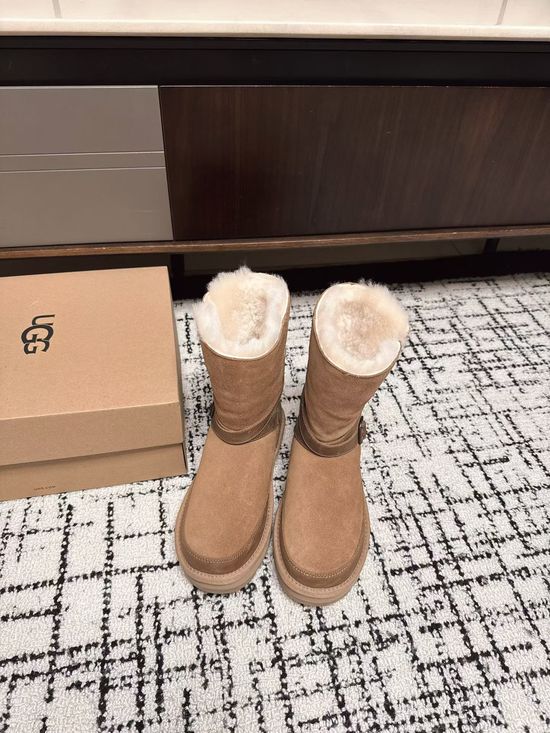 UGG Shearling Lined Winter Boots with Knit Details