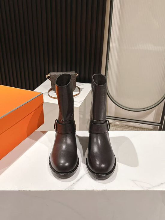 Hermes Classic Slip-on Ankle Boots With Comfortable Leather Lining