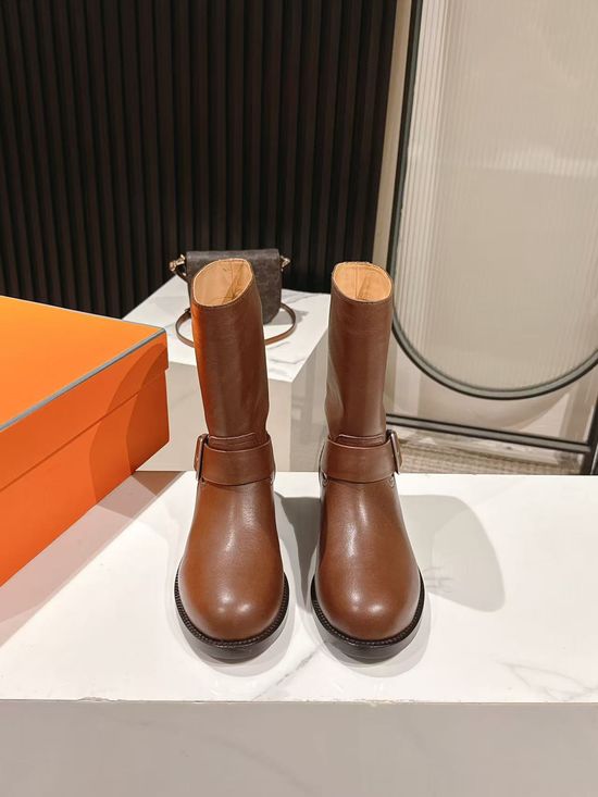 Hermes Classic Slip-on Ankle Boots With Comfortable Leather Lining