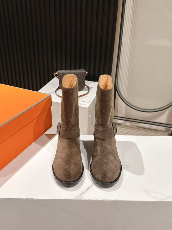 Hermes Classic Slip-on Ankle Boots With Comfortable Leather Lining