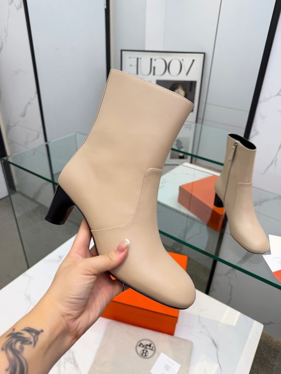 Hermes Custom-made Zipper Ankle Boots with Logo Detail
