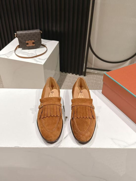 Loro Piana Top Grain Leather Loafer Shoes with Tassel Detail