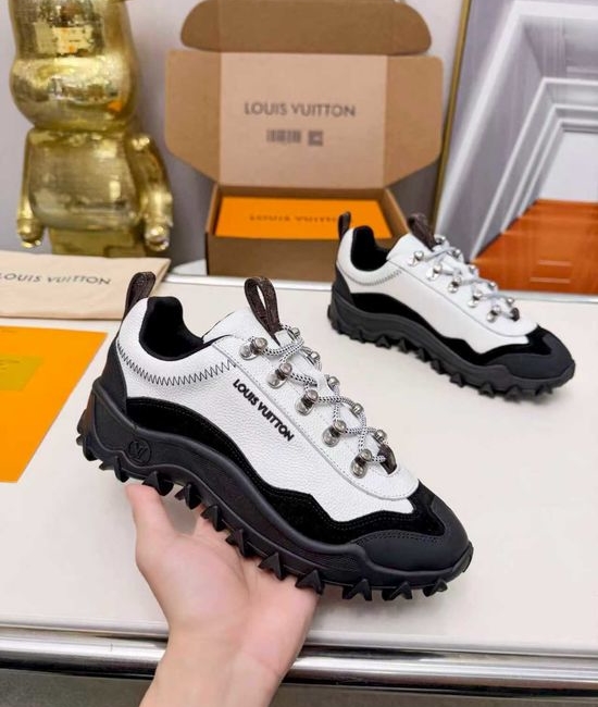 Louis Vuitton LV Premium Suede Mesh Comfortable Fashion Athletic Sneakers