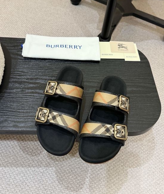 Burberry Woven Leather Adjustable Buckle Slides Comfortable Wear