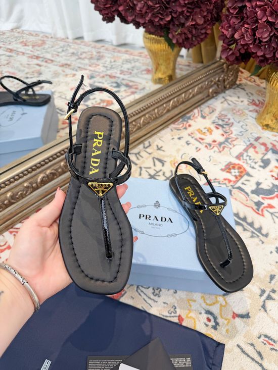 Prada Classic Buckle Thong Flat Sandals Non-slip Casual Footwear