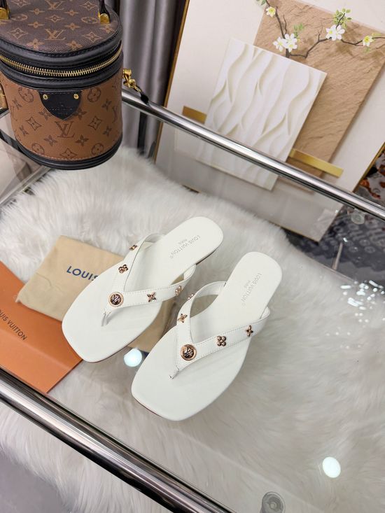 Louis Vuitton Genuine Leather Casual Comfort Flat Flip Flops