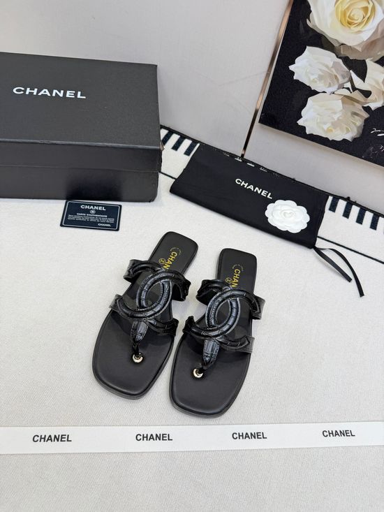 Chanel Logo Decor Leather Slip On Thong Sandals