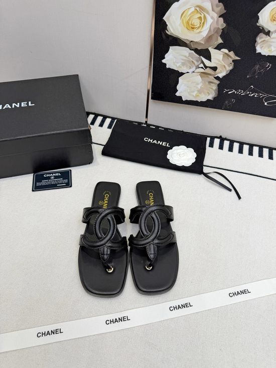 Chanel Logo Decor Leather Slip On Thong Sandals