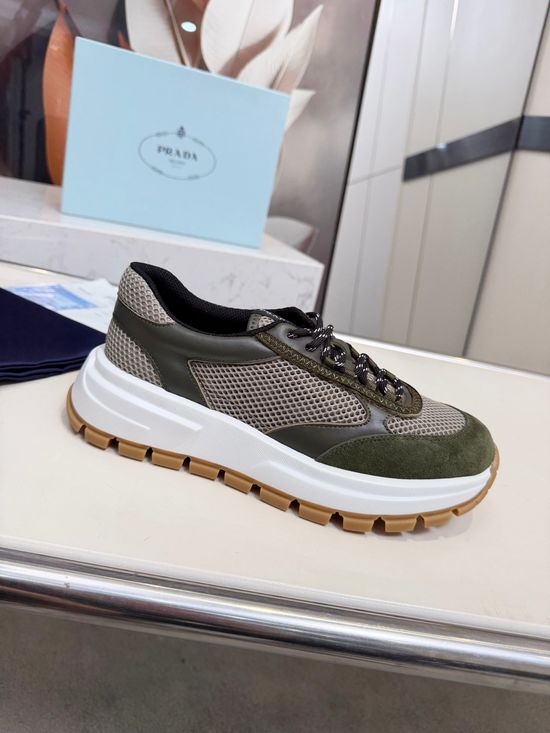 Prada Classic Premium Leather Casual Versatile Daily Sneakers