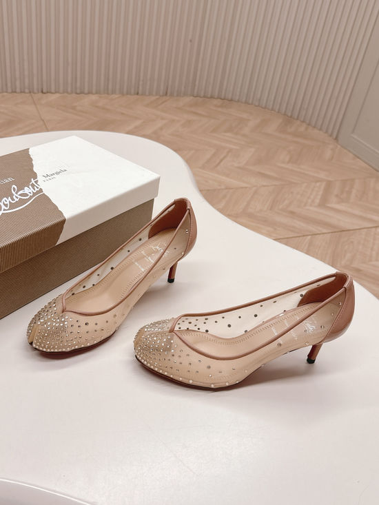 Christian Louboutine Elegant Tabi Toe High Heels Unique Stylish Women s Dress Shoes