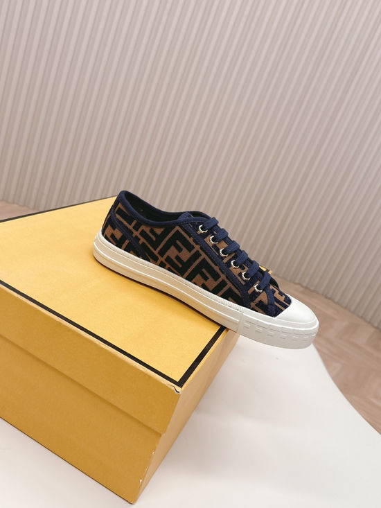 Fendi Monogram Pattern Casual Sneakers Breathable Lining Lightweight Daily Shoes