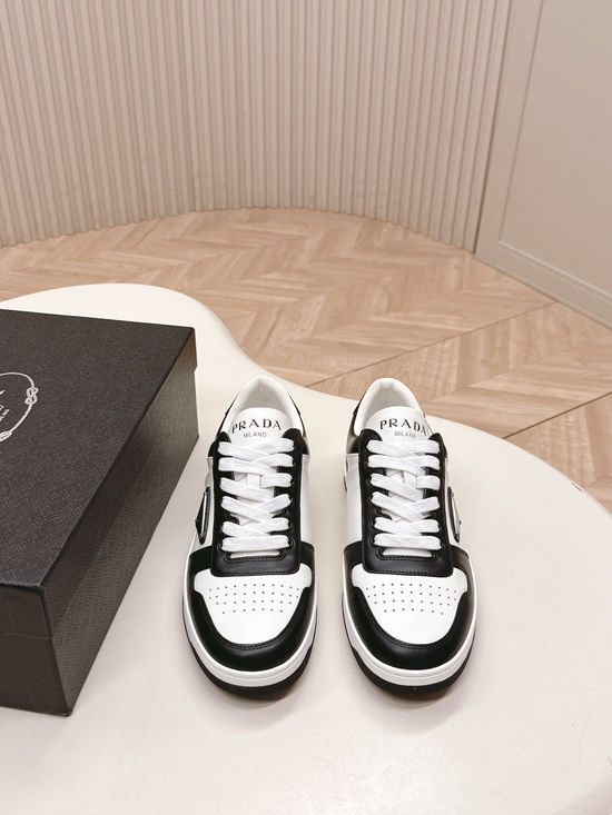 Prada Classic Leather Comfortable Versatile Casual Sneakers