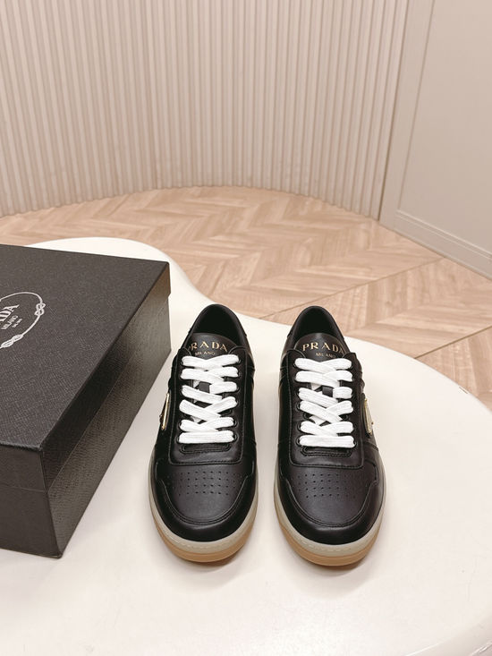 Prada Classic Leather Comfortable Versatile Casual Sneakers