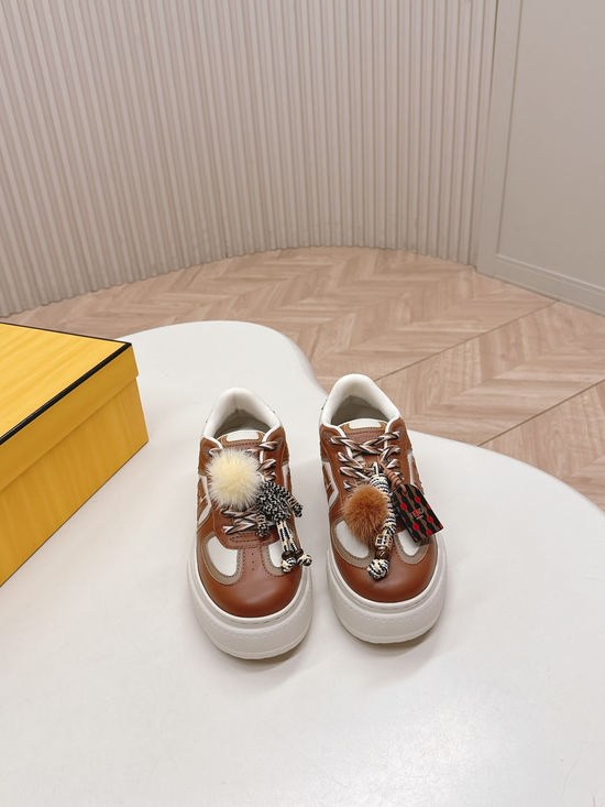 Fendi Leather Stitched Platform Casual Sneakers With Decorative Accents