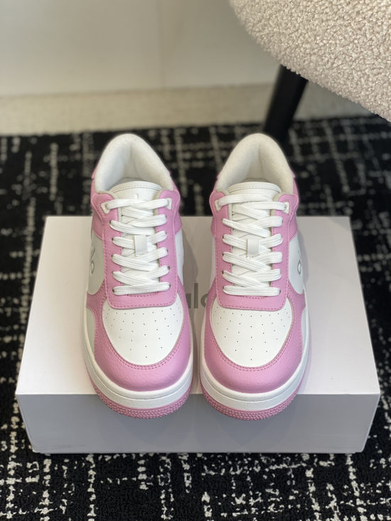 Alo Celebrity-Inspired Thick-Soled White Sneakers