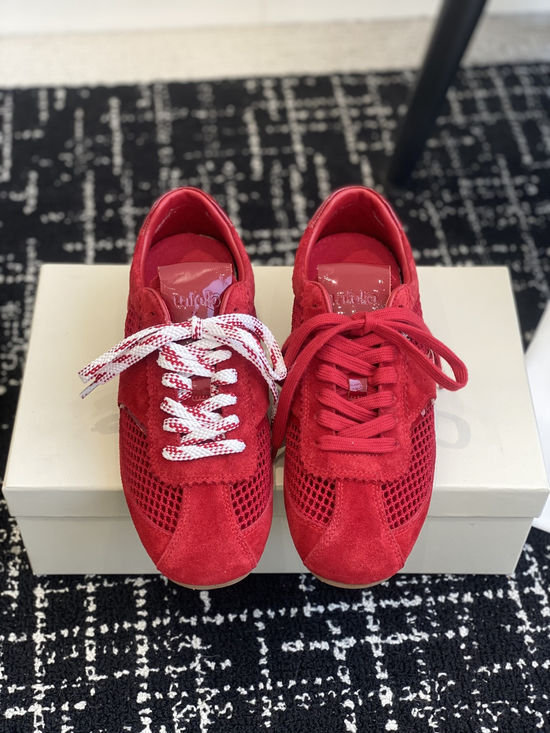 Unfolio Lace-up Low-top Sneakers Soft Suede Upper Non-slip Rubber Sole
