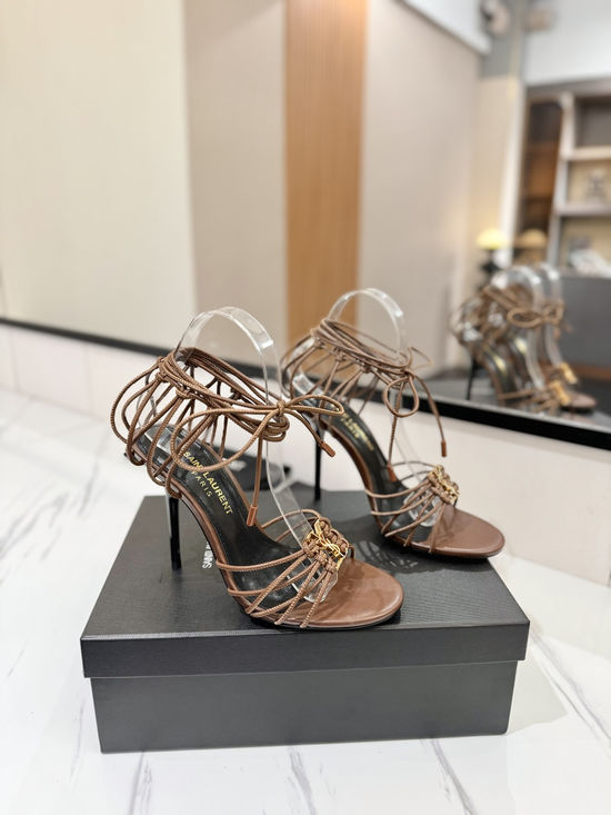 Yves Saint Laurent Glamorous Alphabet Buckle High Heeled Shoes