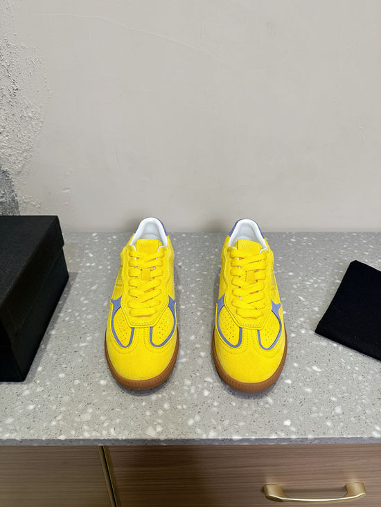 Alohas Premium Leather Casual Sneakers Comfortable Versatile Daily Footwear