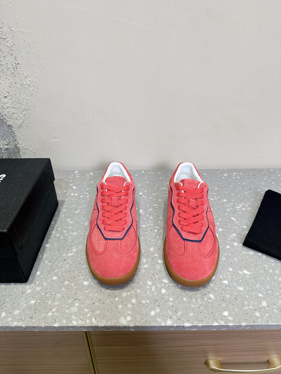 Alohas Premium Leather Casual Sneakers Comfortable Versatile Daily Footwear