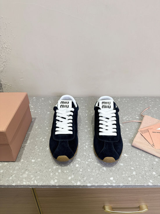 Miu Miu Vintage Retro Casual Athletic Training Shoes With Premium Leather