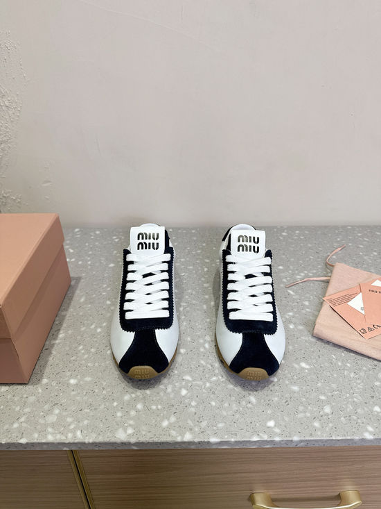 Miu Miu Vintage Retro Casual Athletic Training Shoes With Premium Leather