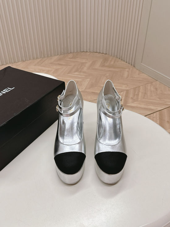Chanel Elegant Platform High Heels Leather Upper Lining Sheepskin