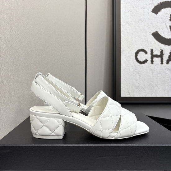 Manolo Blahnik Soft Leather Slip-On Sandals Casual Daily Footwear