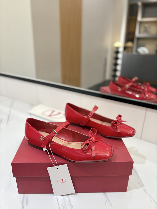 Valentino Bow Decor Sweet Mary Jane Low Heel Shoes