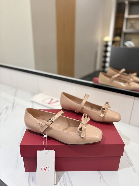 Valentino Bow Decor Sweet Mary Jane Low Heel Shoes
