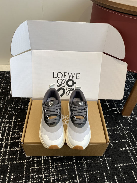 Loewe Lightweight Breathable Comfortable Casual Athletic Shoes
