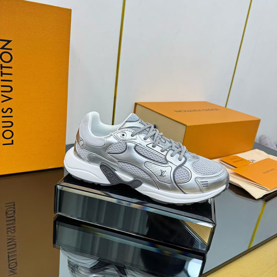 Louis Vuitton LV Breathable Daily Sneakers with Special Crafted Upper