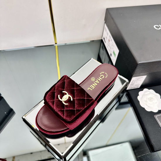 Chanel Vintage Style Round Toe Backless Leather Loafers