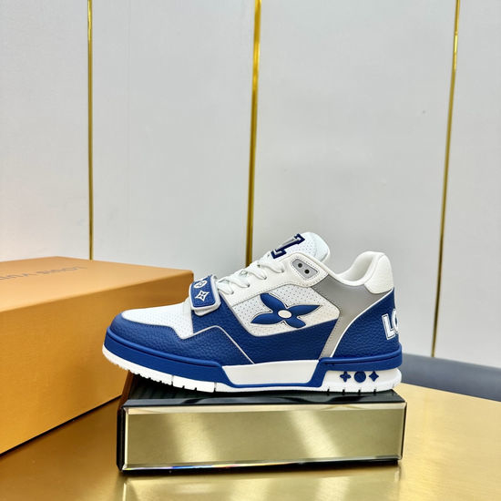 Louis Vuitton LV Premium Grained Leather Sneakers Retro Casual Design